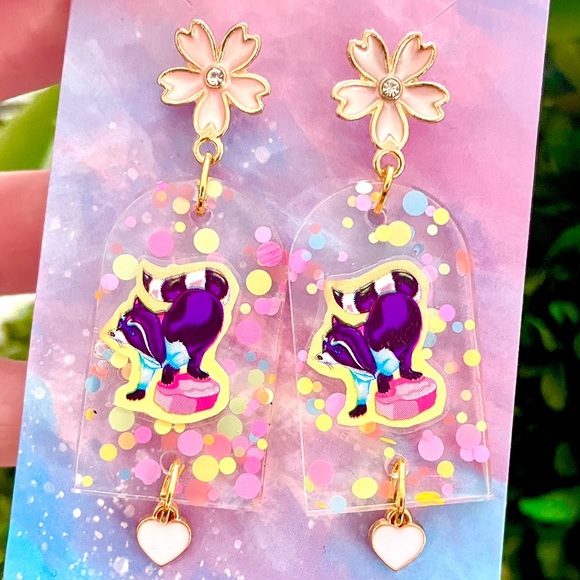 Lisa Frank Raccoon Acrylic Earrings - Picture 1 of 4